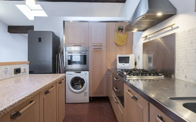 Toscanella 3 Bedrooms by Mmega