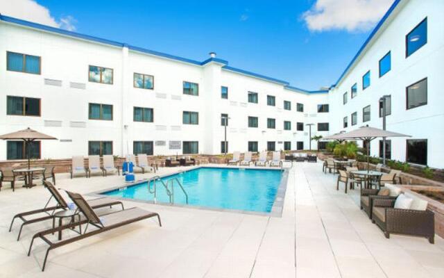 Courtyard Redwood City