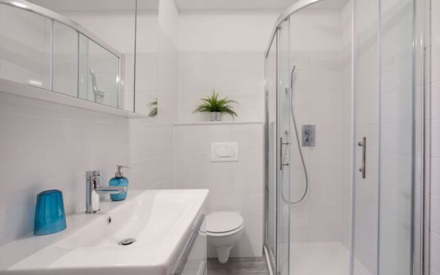 Apartment Daria Como 28455