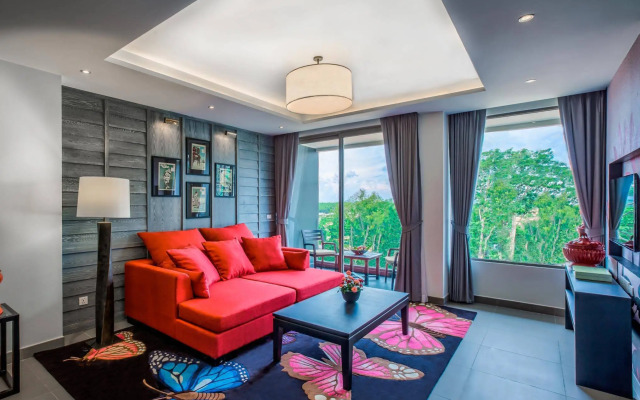 The Pavilions, Suites