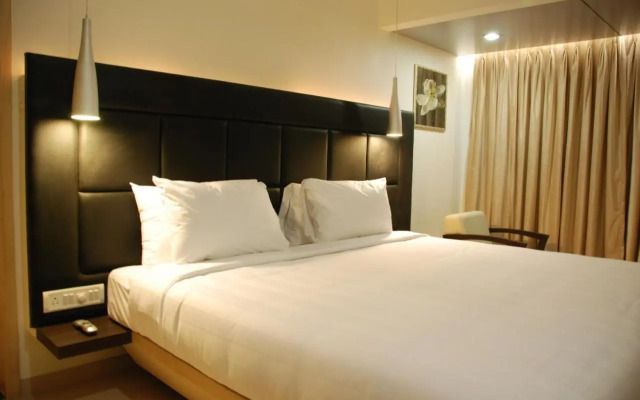 Oriental Residency Hotel