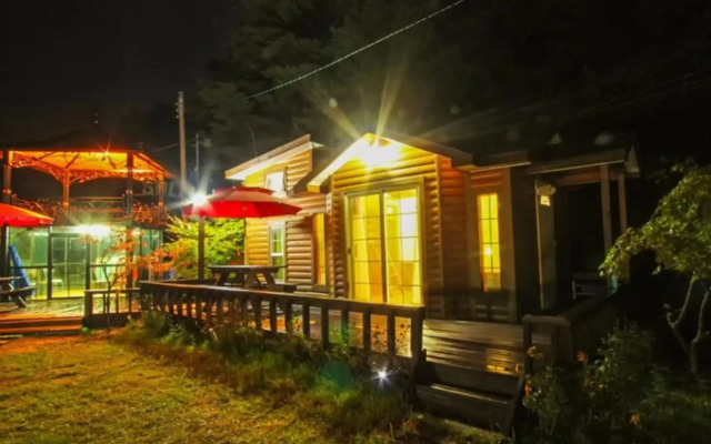 Yangyang Pinot Tree Pension