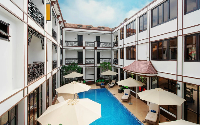 Vinh Hung 2 City Hotel