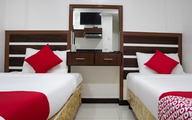 Circle-b Apartelle & Suites
