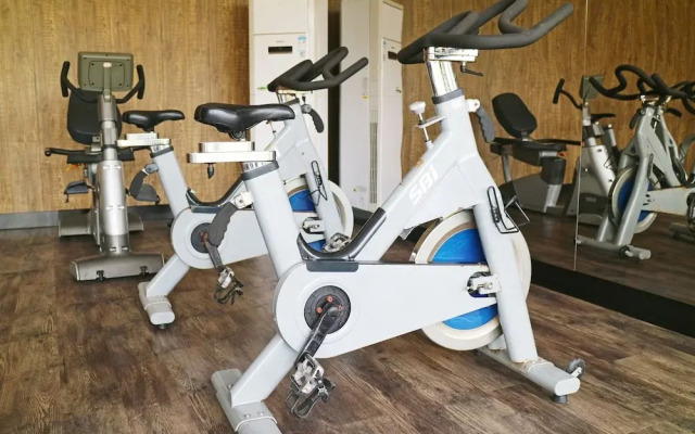 Shanghai Lintin Holiday Hotel