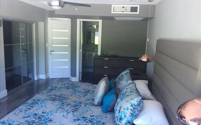 Soleil Apartments at Castle Beach Club