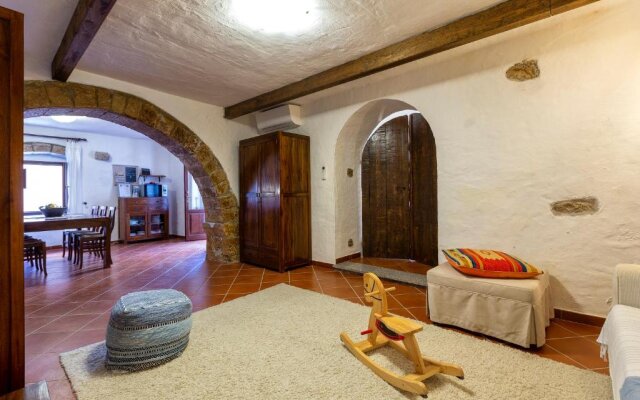 Esclusiva Dimora Storica nel cuore del Borgo Medievale---- Exclusive Historical House inside the Medieval Village