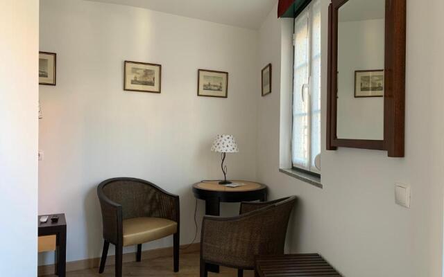 Discovery Apartment Estrela