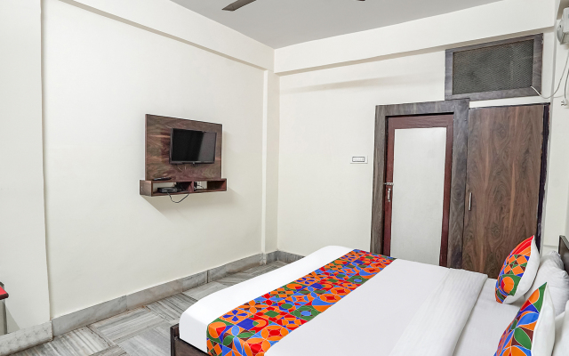 Fabhotel New Shanti