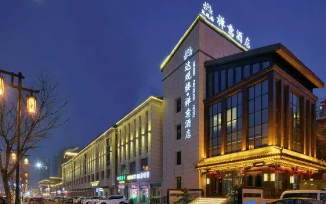 Grand Pavilion Hotel