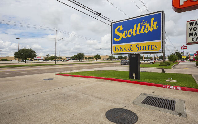 Scottish Inn & Suites Baytown