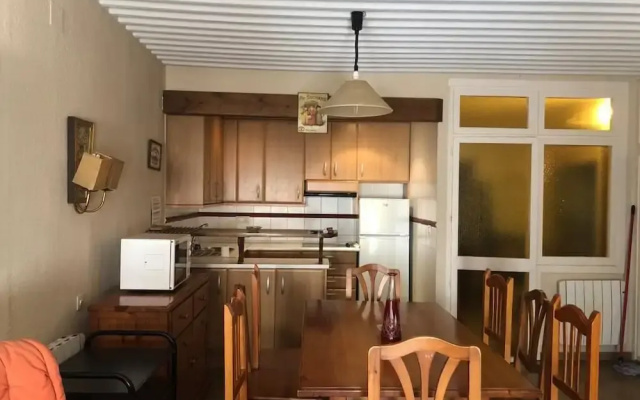 Apartamento de 8 en Zona Media
