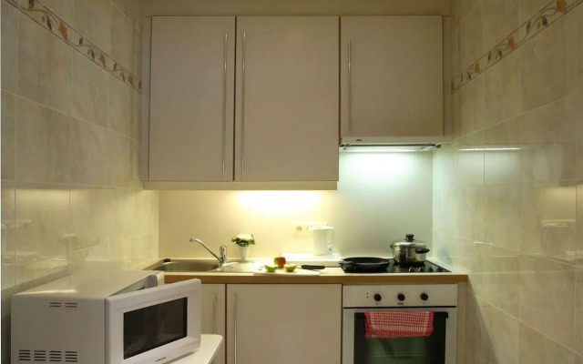 Aragon Apartments