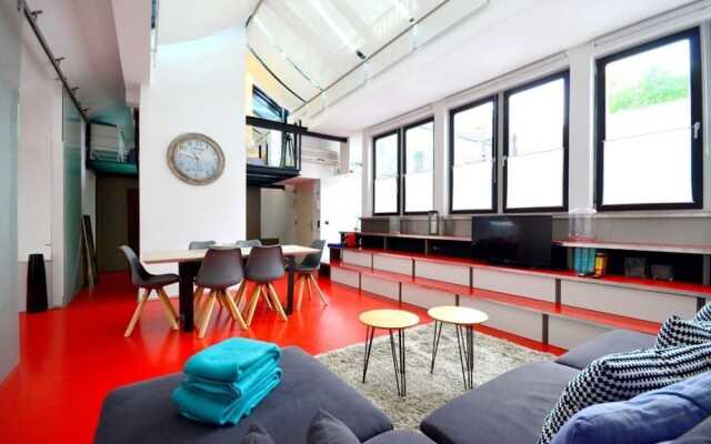 Vienna Residence Luxury Apartment for 4 With Rooftop Terrace and Uncommon View