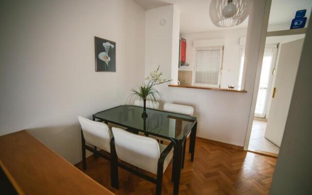 Viktorija Apartment