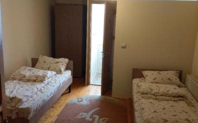 Lary Hostel
