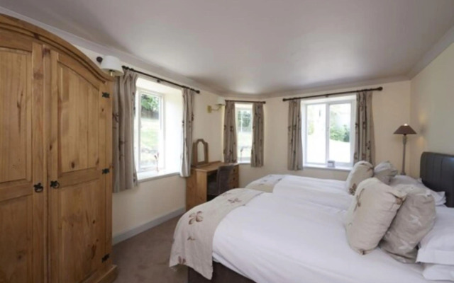 Loch Ness Country House Hotel