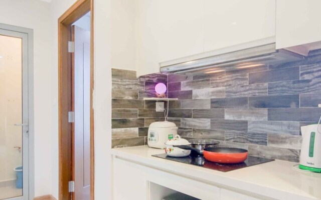 Vinhomes Golden River Luxury Apartment