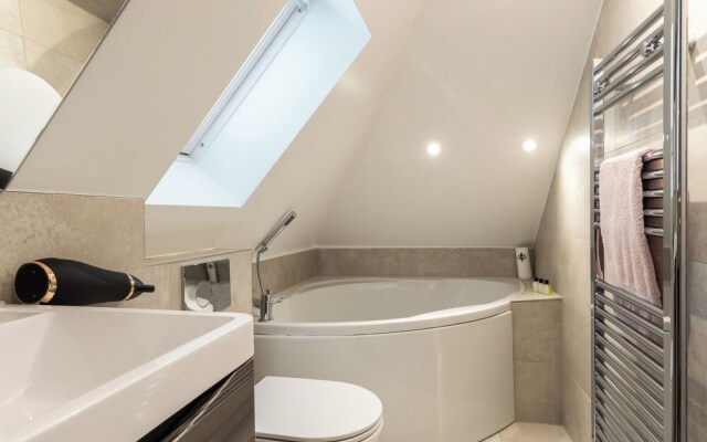 Beautiful 2-bed Apartment in London