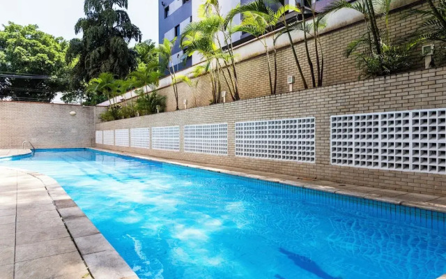 Apt piscina e AC com academia e vaga