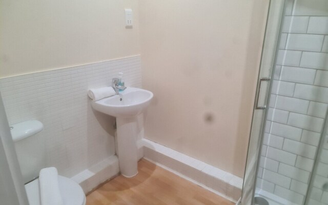 Remarkable 1-bed Apartment in Romford