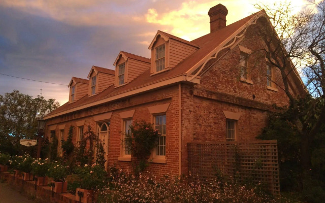 The Racecourse Inn