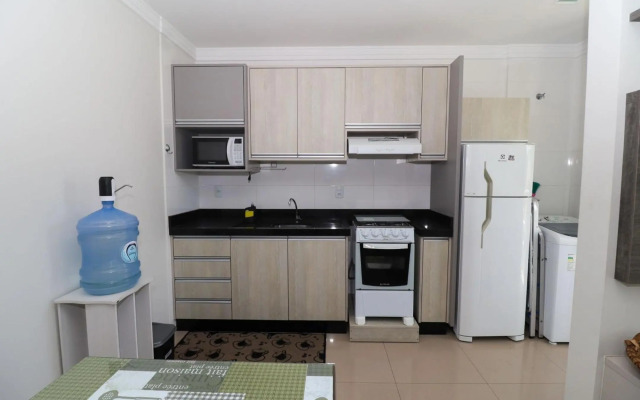 377 - Belissimo apartamento na praia de Bombas