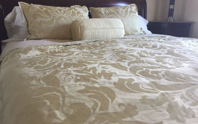 Cozy water front Montreal