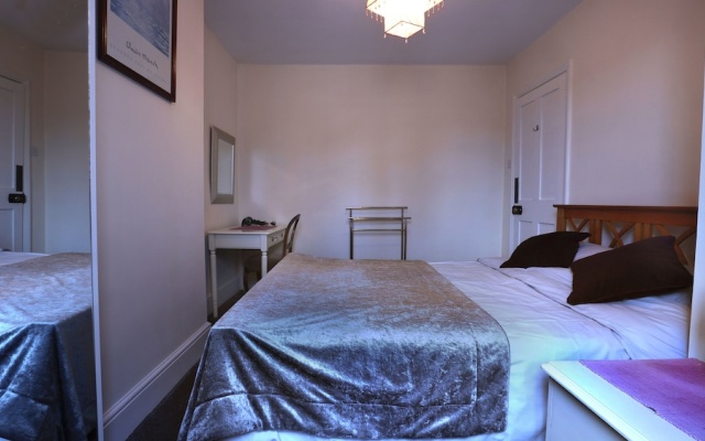 Charming 2Br Edwardian House In Market Town