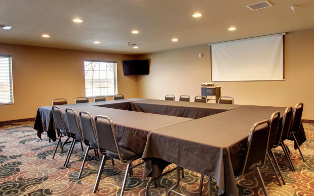 Red Roof Inn Charlestown