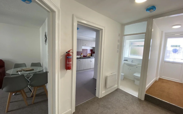 Octagon Apartment 3