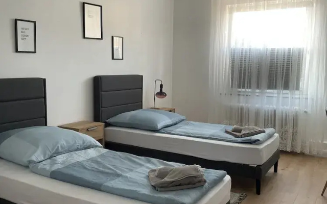 GREEN HILL Apartment
