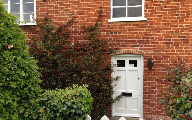 Crown House Bed & Breakfast