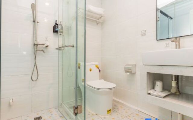 7 Days Premium Hotel (Guangzhou Olympic Sports Center Tangdong Subway Station)
