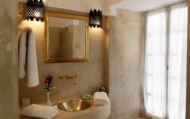 Riad Chi-Chi