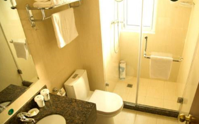 GreenTree Inn Beijing North Dayangfang Bridge Express Hotel