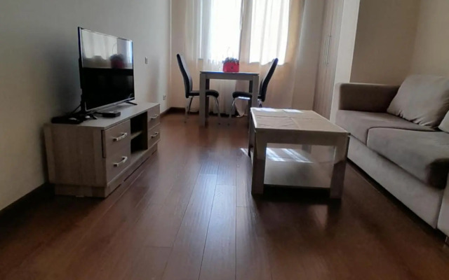 2 room apartment in the centre of yerevan 13sh