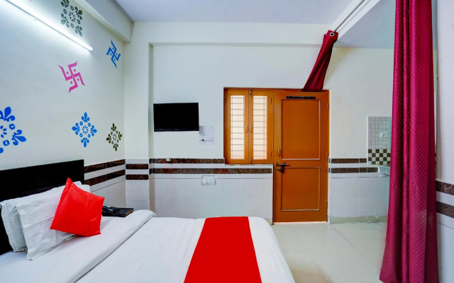 Vibhu Residency by OYO Rooms