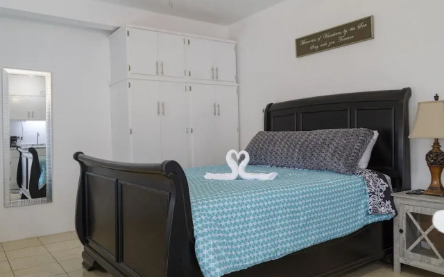 Seaside Adventure Lodging