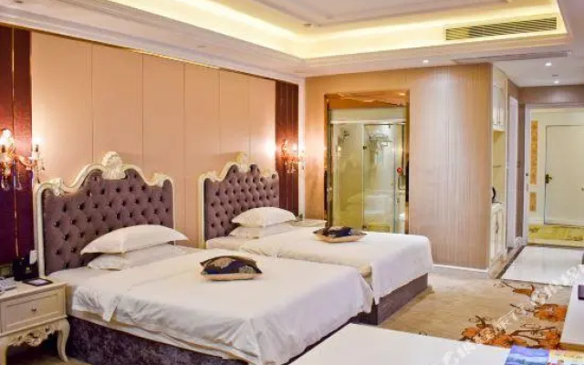 Zhonghe Hotel