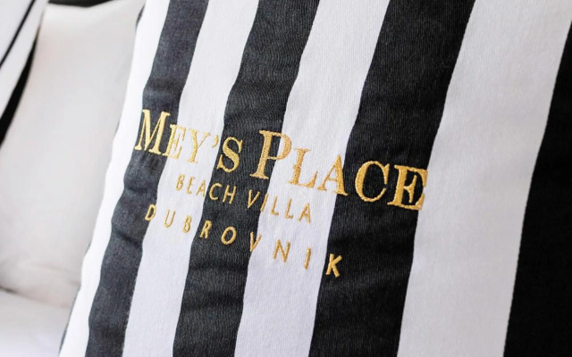 Villa Mey's Place On The Beach