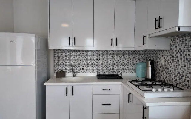 İnlice Apart House