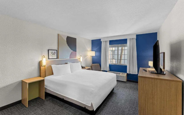 Spark by Hilton Glendale Phoenix North