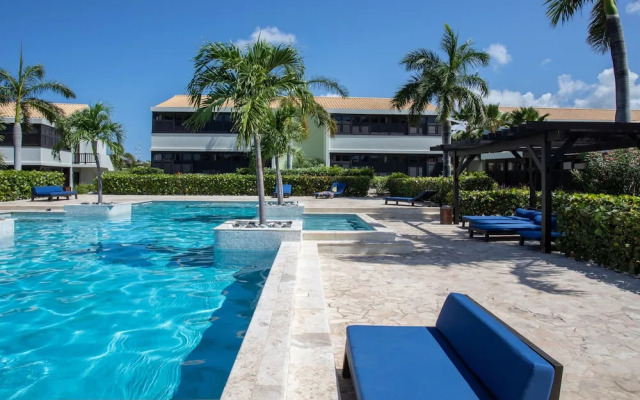 Blue Bay Bungalows - The Garden