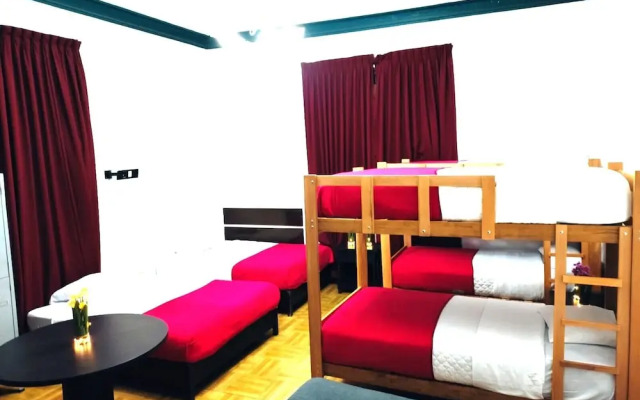 Green Orchid Hostel