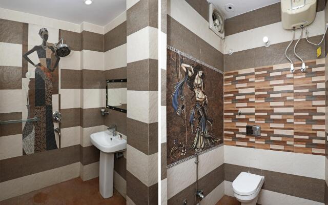 OYO 19379 Hotel Sai Palace