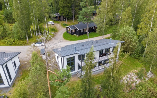 Peaceful 2BR Getaway Cabin at Riihivuori