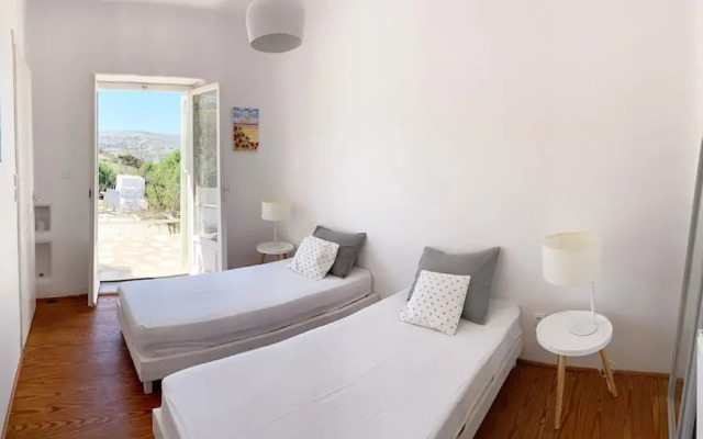 Villa Joy in Ampelas Paros