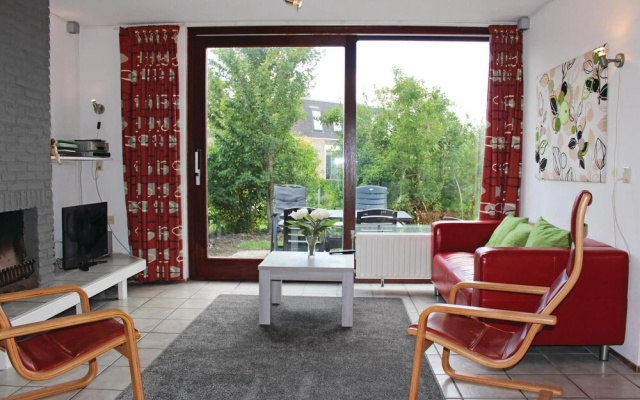 Nice Home in Nieuwvliet-bad With 3 Bedrooms and Wifi