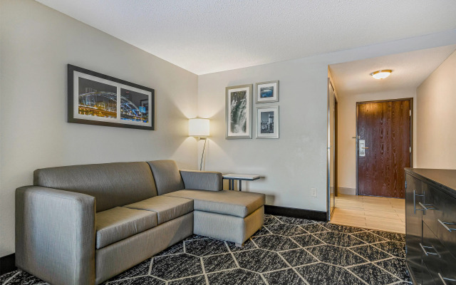 La Quinta Inn & Suites by Wyndham Batavia